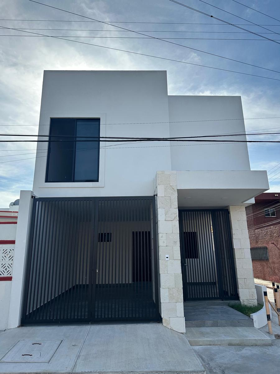 Casa en Calle Republica de paraguay, Colonia Las Americas Cd. Madero Tamaulipas 1